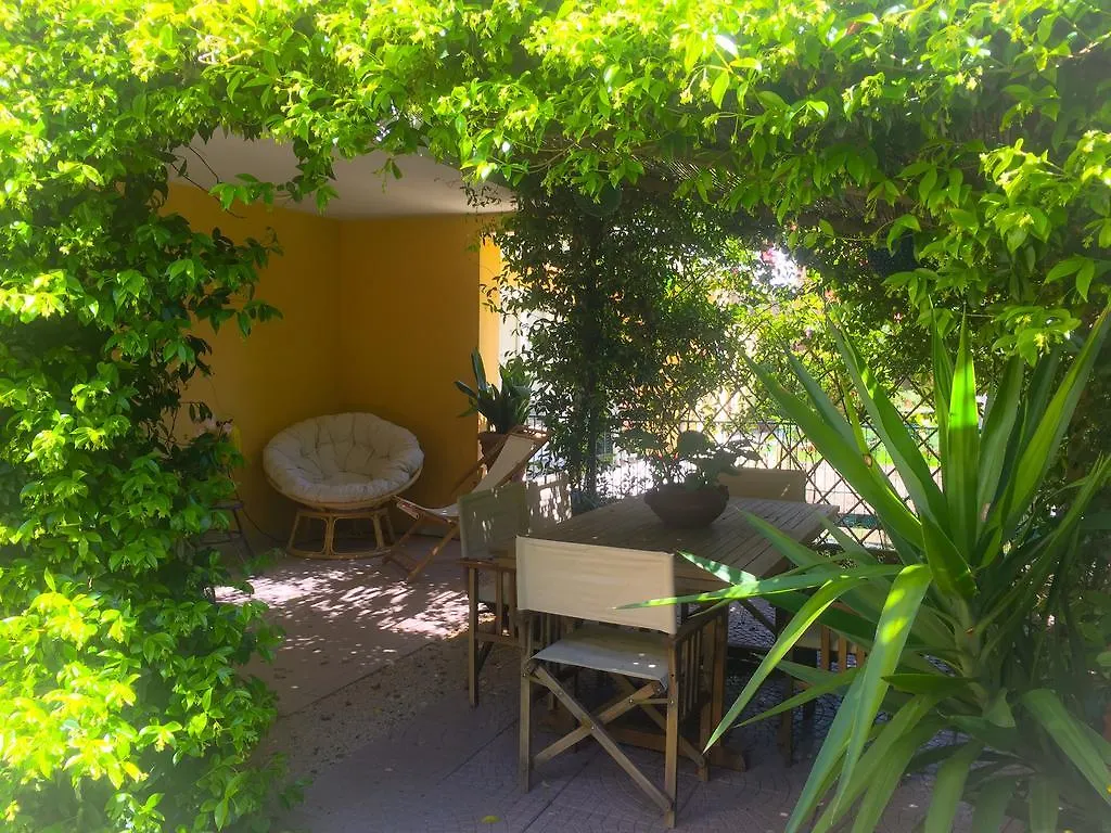 Bed and Breakfast Le Pinette Ameglia 3*,  Italia